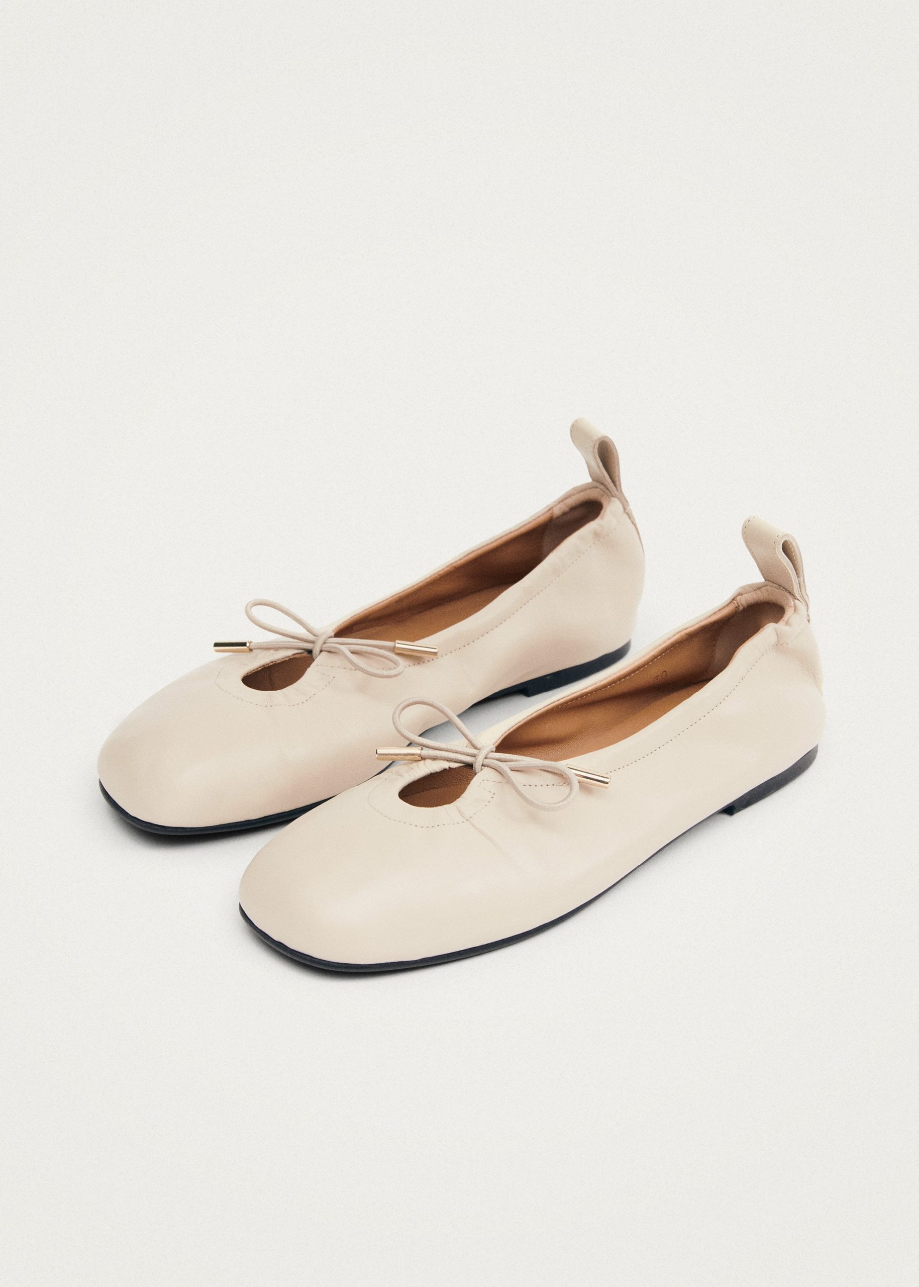 Rosalind Cream Leather Ballet Flats - Image 5